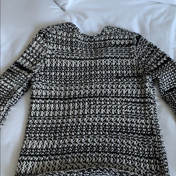 Like new Bababton / Aritzia chunky sweater - Picture 3 of 10